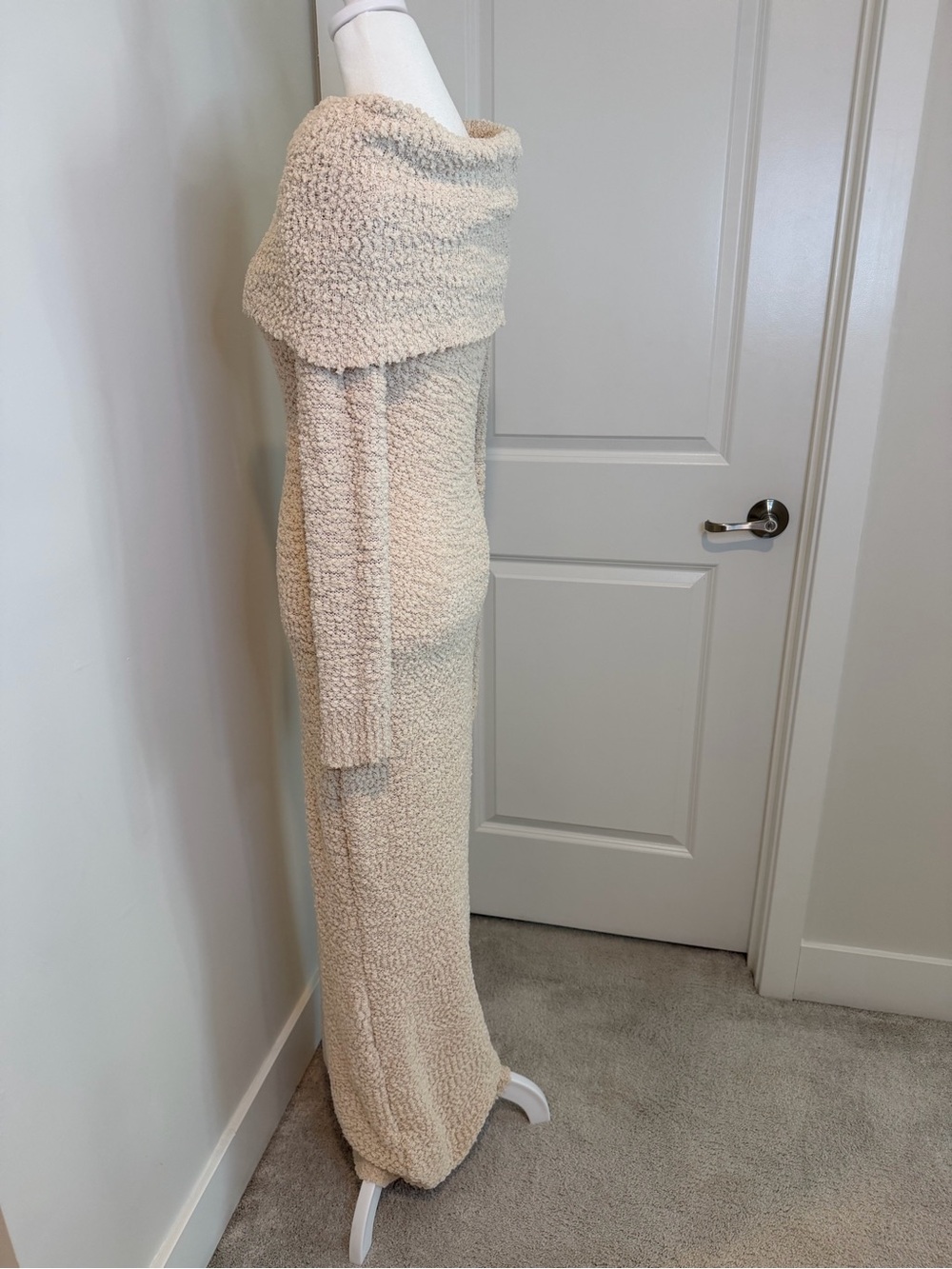 JLUXLABEL Off-Shoulder Cream Maxi Knit Dress - Picture 11 of 14